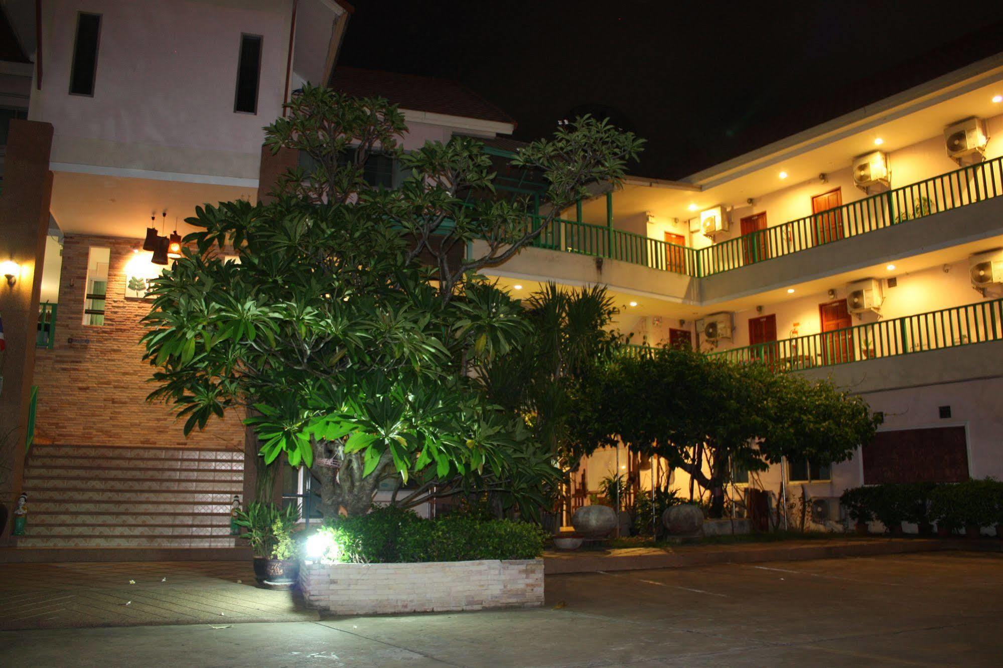 Tamarind Residences Khonkaen บ้านแทมมารีน Κον Καέν Εξωτερικό φωτογραφία